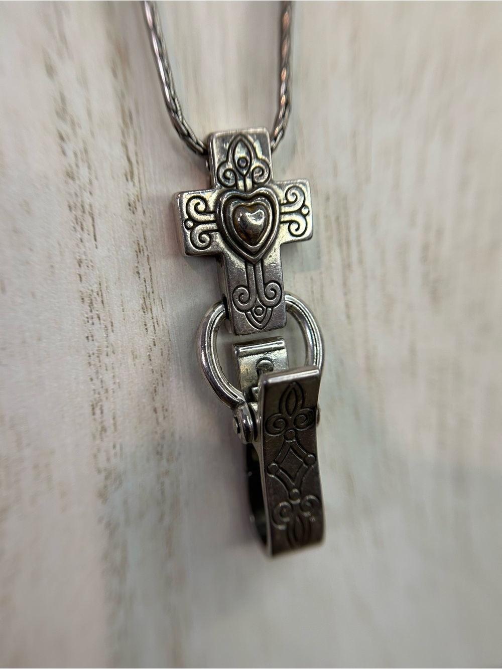Brighton Cross Heart ID Badge Holder Necklace Silver Lanyard Clip - Picture 2 of 4